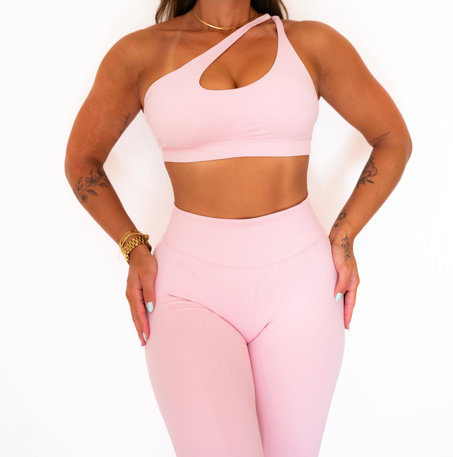 Crossed shoulder sports bra