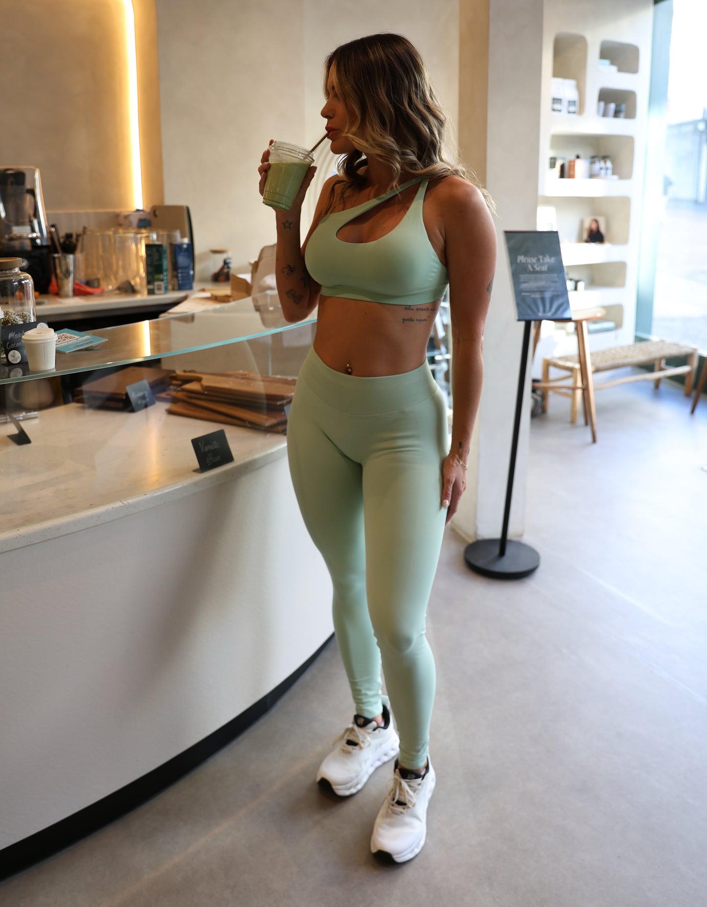 Contour Leggings